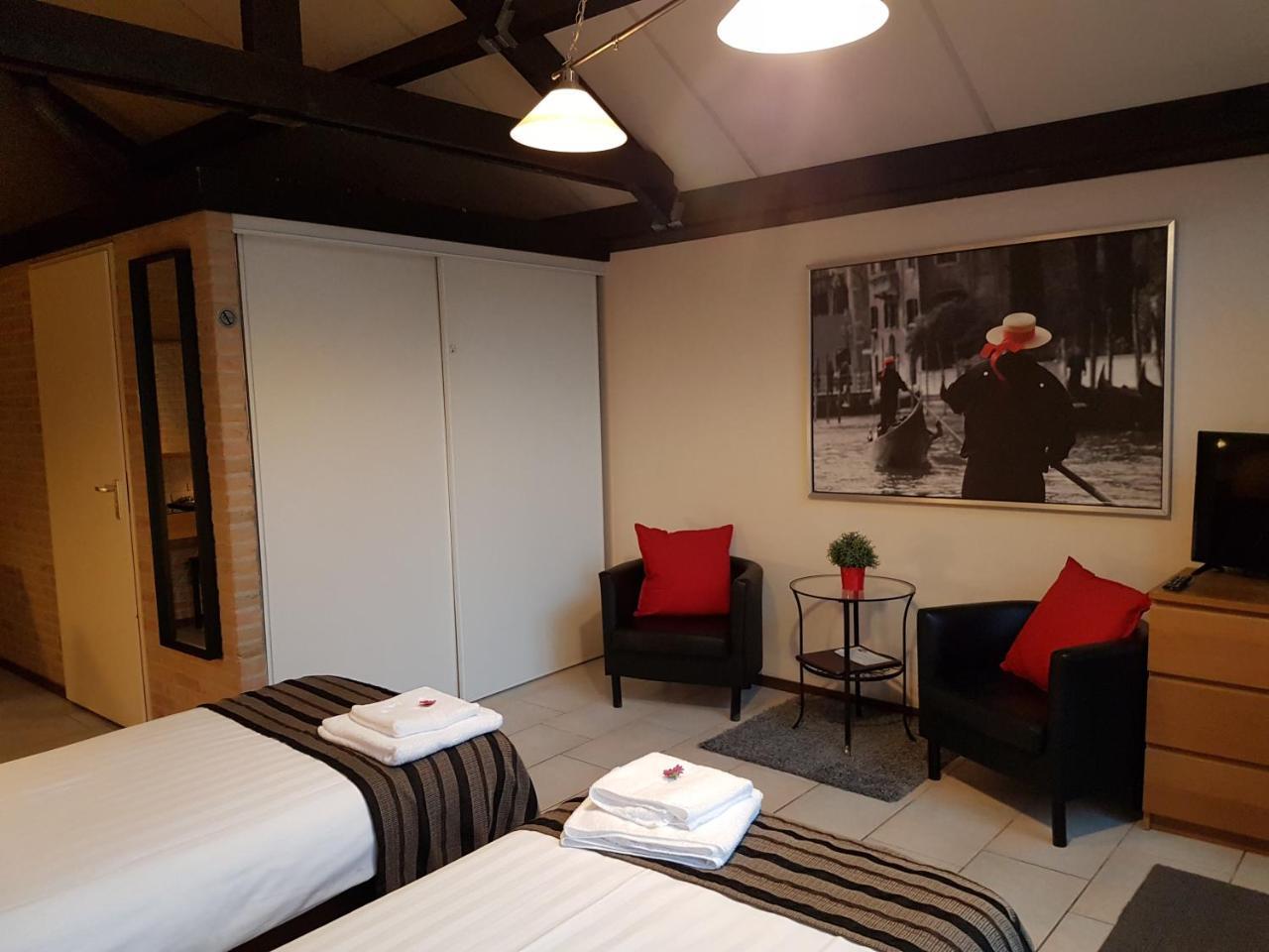 Motel Oostvoorne Eksteriør billede