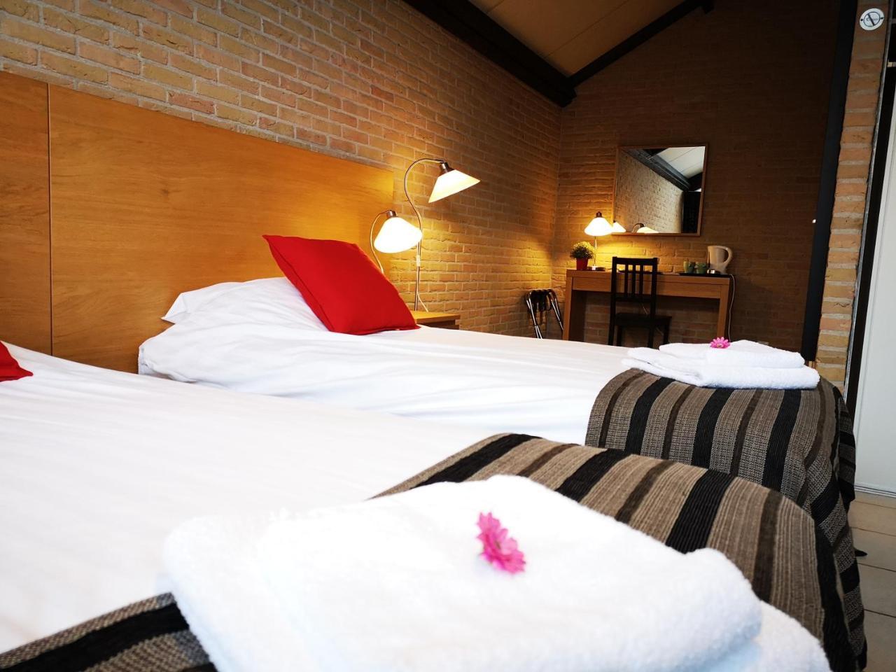 Motel Oostvoorne Eksteriør billede